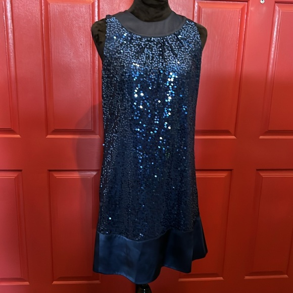 Betsy Johnson sequin dress ✨💖🎆 - Picture 6 of 13